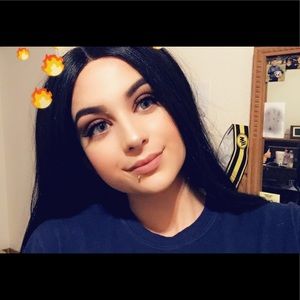 Meet your Posher, Shelby